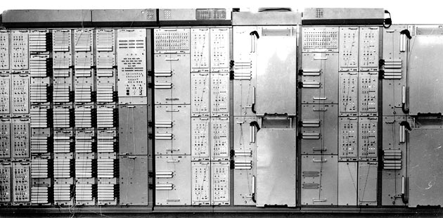 5Э261 — первая в СССР мобильная многопроцессорная высокопроизводительная управляющая система