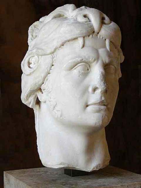 Mithridates_VI_Louvre-480x640