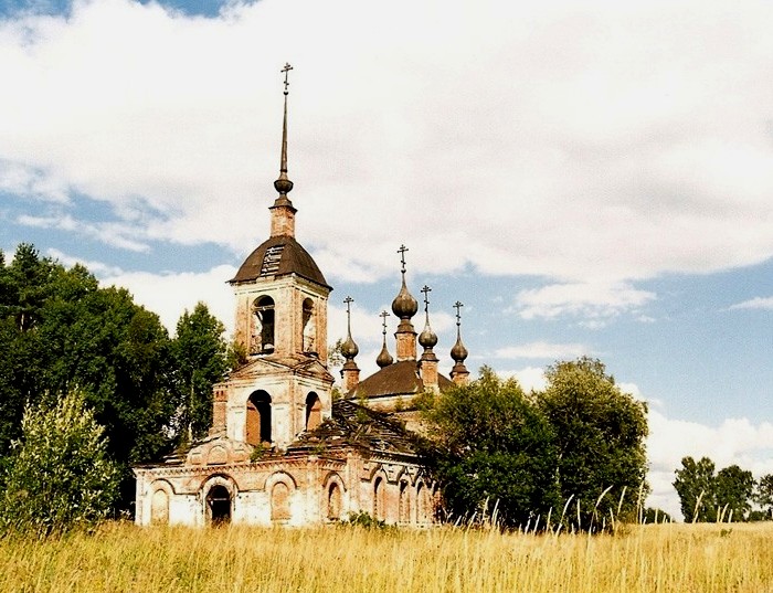 Церковь Николая Чудотворца в Зубарево, 2005 год. /Фото: temples.ru