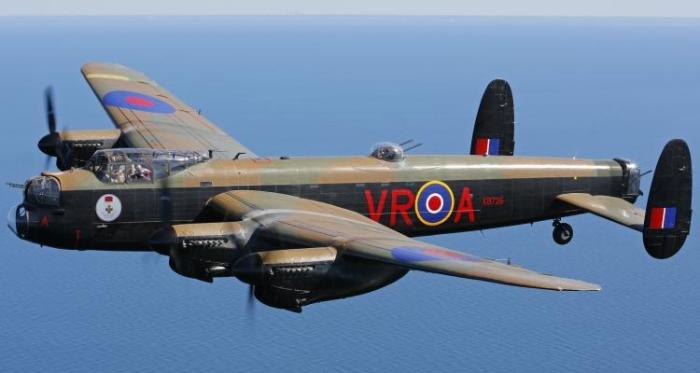 Avro Lancaster. | Фото: Aircraft Details.