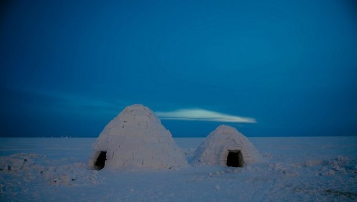 Чем меньше иглу, тем теплее и комфортней будет внутри. | Фото: vesti.ru.