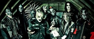 slipknot_maski_obraz_cherdak_strah_5232_2560x1080